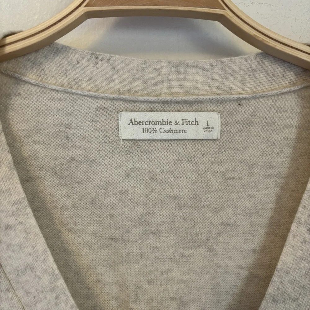 Abercrombie & Fitch Women's 100% Cashmere Cropped Cardigan Sweater Cream Large